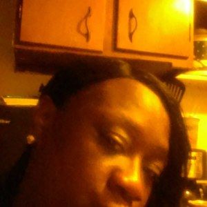 Meet your Posher, Leanna